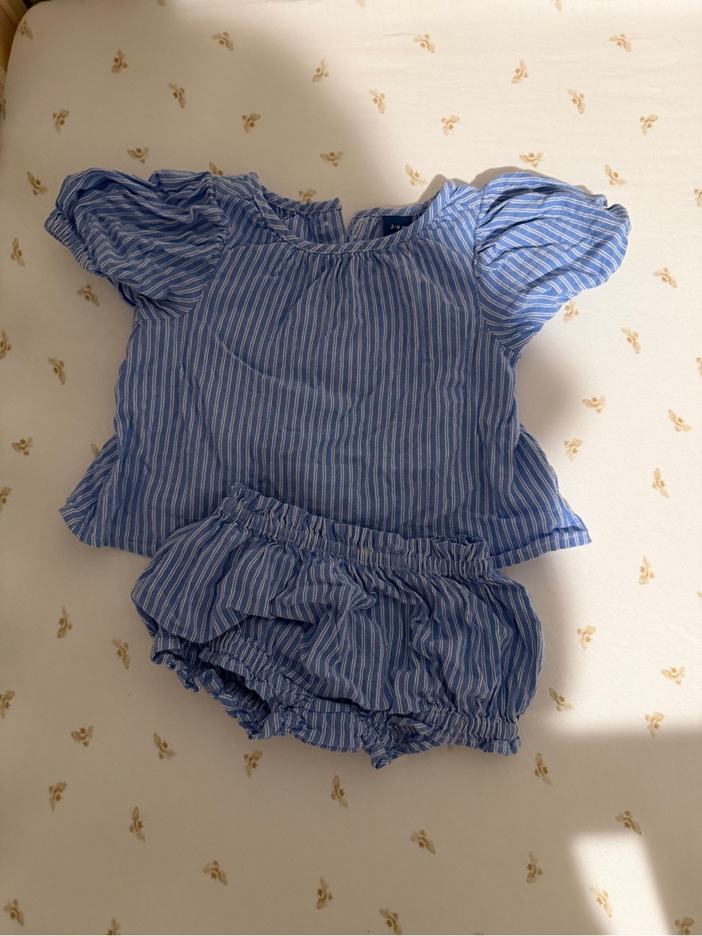 Old Navy Blue & White Striped Puff Sleeve Top with Ruffle Bloomers